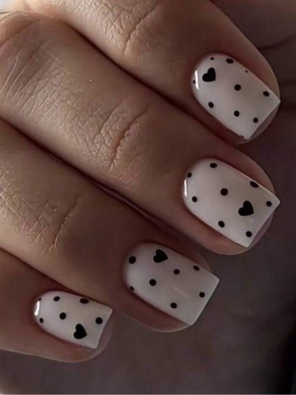 24pc Press On Nail Set from the Nail Bar 💅